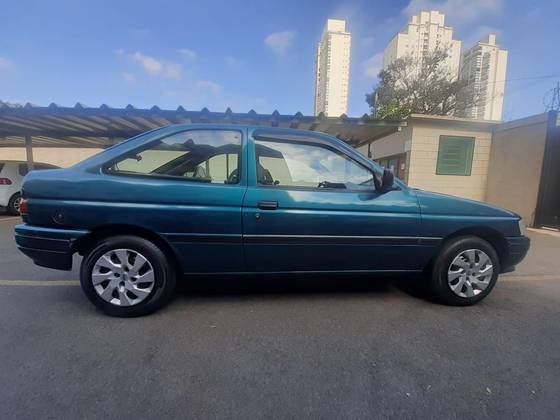FORD ESCORT 1.8 I GL 8V GASOLINA 2P MANUAL FORD ESCORT 1.8 I GL 8V GASOLINA 2P MANUAL